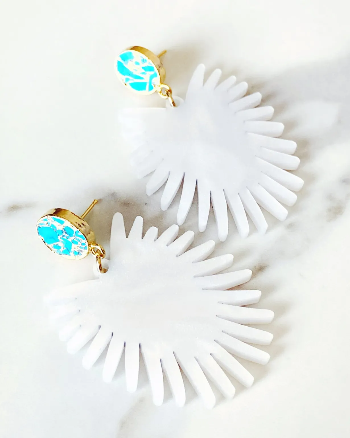 spray_palm_earrings__whit_1.webp Spray Palm Earrings - White Pearl Acrylic with Gold Plated Turquoise-Brianna Cannon Sale